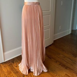 Maxi High-Waist Pleated Skirt